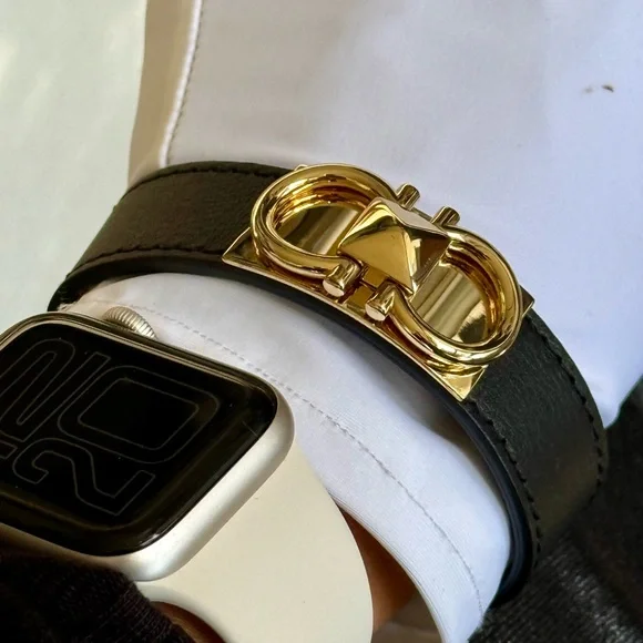 NWOT SALVATORE FERRAGAMO Unisex Black Leather Bracelet Gold  display picture 3